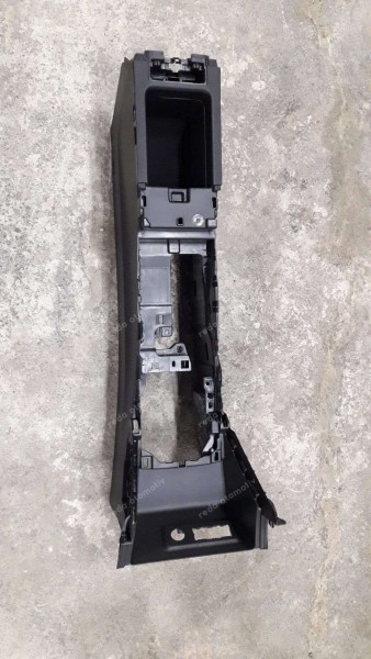 Renault Megane4 Orta Konsol 969104571R YP (KB-130)