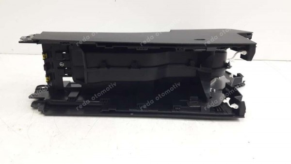 Renault Captur2 Orta Konsol 969104517R YP (KB-130)