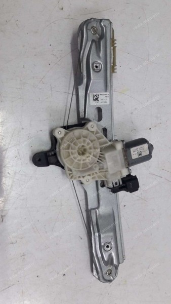 Ford Focus Sağ Arka Cam Krikosu BM51-A27000-BA CP (DE-110)