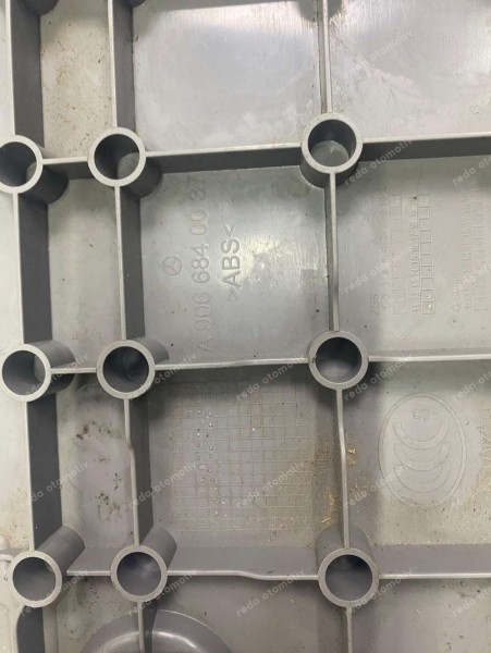 Mercedes Sprinter Kriko Dolabı Kapağı A9066840037 CP (Kİ-120)