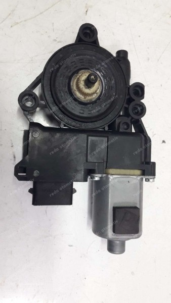 Hyundai İ30 Sağ Ön Cam Motoru 82460-2L010 CP (EF-122)