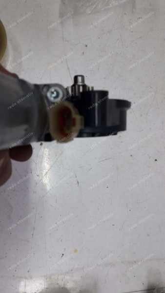 Hyundai Tucson Sağ Arka Cam Motoru 83460-2E000 SP YP (EF-122)