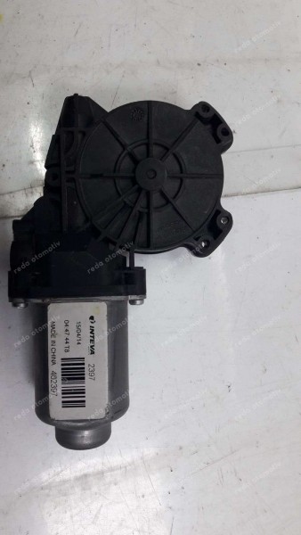 Hyundai Accent Blue Sol Arka Cam Motoru Amb. 402397 YP (EF-122)