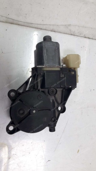 Ford Fiesta Sağ Ön Kapı Cam Kriko Motoru 8A61-14553 CP (EF-123)