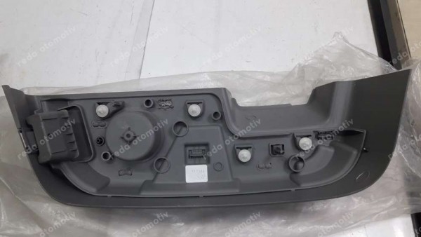 DACİA LOGAN MCV 3.SIRA SOL KOLTUK KOL DAYAMA BAKALİTİ 6001549628 8200467543 YP (KD-130)