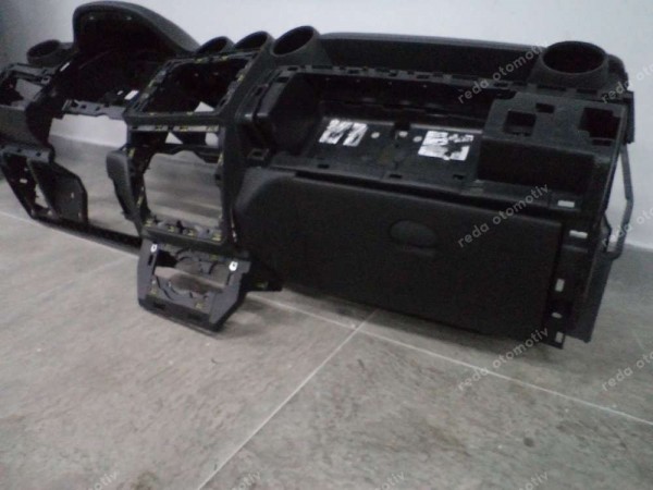 Dacia Duster Torpido Göğüs Orjinal 681000897R 278658823R CP HP (AC-130)