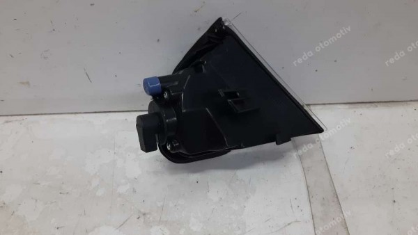 Toyota Avensis Sol Sinyal Lambası 81521-05030 HP YS YP (FD131)