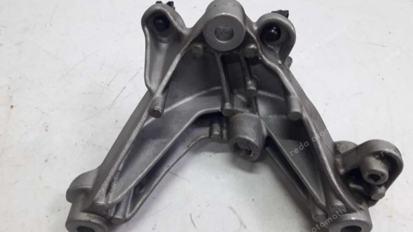 Dacia Jogger Renault Clio5 Şanzuman Takozu Motor Kulağı  112338883R CP (AA-121)