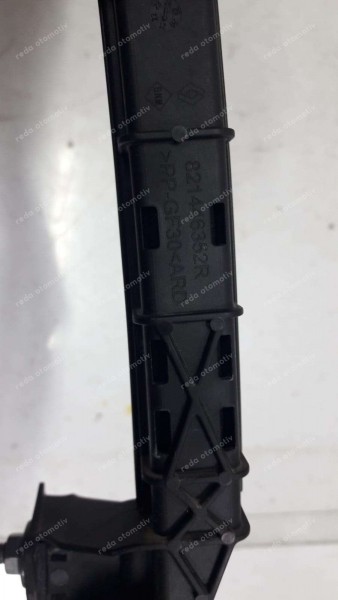 Renault Clio5 Sağ Arka Kapı Cam Kızak Direği 823305888R CP (AA-123)