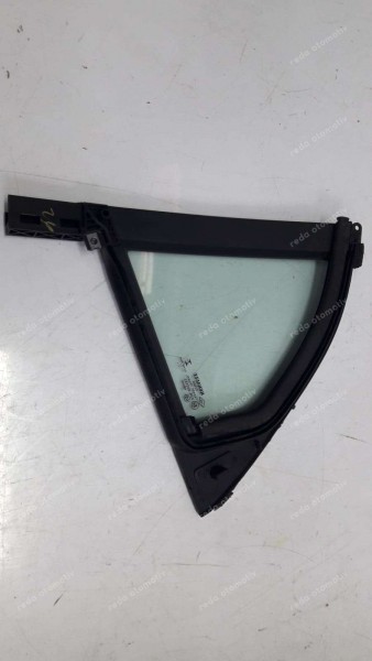 Renault Megane 4 Sağ Arka Kelebek Camı Orj 822209285R YP (LB-110/ Gİ-120)