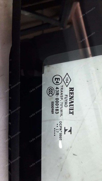 Renault Megane 4 Sağ Arka Kelebek Camı Orj 822209285R YP (LB-110/ Gİ-120)