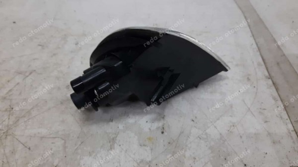 Toyota Avensis Sol Sinyal Lambası 81521-05030 YS YP (FD131)