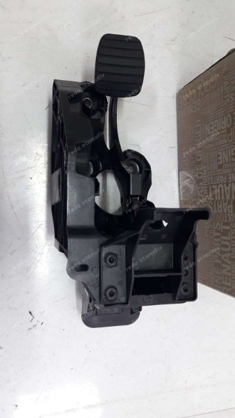 Renault Trafic3 Fren Pedalı  X82 EG FG 465016415R YP (AC-110)