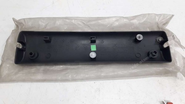 Renault Master Çamurluk Bakaliti Yan Kasa Bandı 7701692574 YP (DA-110)