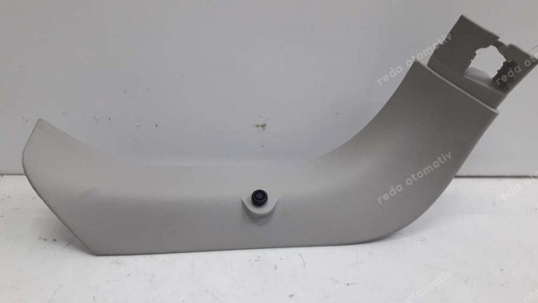 Renault Megane3 HB Bagaj Kapağı Sol Yan Kaplama 909030005R YP (DA-110)