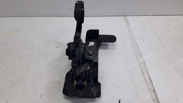 Renault Clio 5 Gaz Ve Fren Pedalı 465017806R 180108467R CP (AC-110)