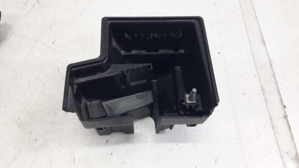 Renault Clio5 Sigorta Kutusu Alt Plastiği 252361535R SP YP (BA-110)