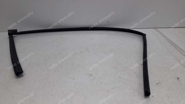 Hyundai Bayon Sol Ön Kapı Cam Fitili SP YP (JE-120)