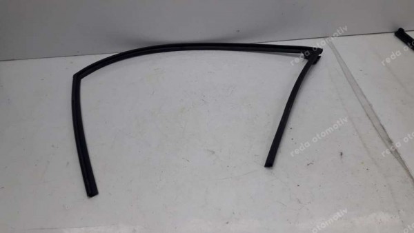 Hyundai Bayon Sol Ön Kapı Cam Fitili SP YP (JE-120)