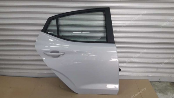 Hyundai İ10 Sağ Arka Kapı 77004-K7000 SP YP (İC-110)