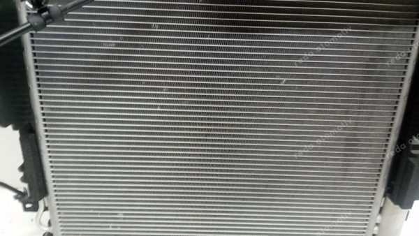 Hyundai Tucson Fan Motoru Ve Radyatörü Komple 25380N7200 29135N7000 25415N9200 25310N7030 254517200 25304N7071 SP YP (HD-130)