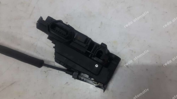 Renault Fluence Sağ Arka Kapı Kilidi Amb 825029306R HP YP (FC124)