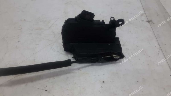 Renault Fluence Sağ Arka Kapı Kilidi Amb 825029306R HP YP (FC124)
