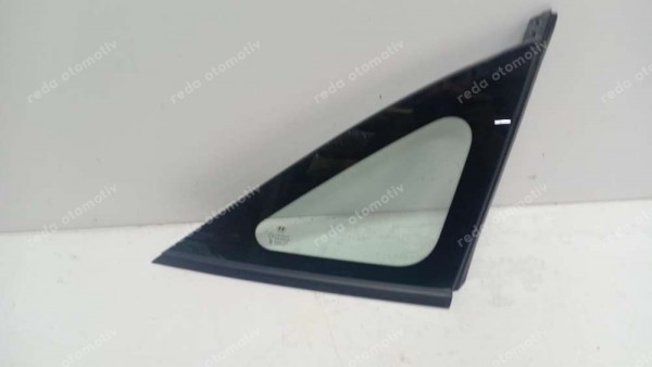 Hyundai Tucson Sağ Kelebek Camı Orj. 87820N70 SP YP (LB-110)