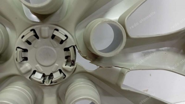 Renault Megane 4 16 İnç Jant Kapağı 403153256R HP CP (FA-111/112)