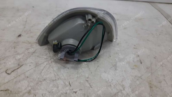 Suzuki Swıft Sağ Ön Sinyal Lambası YS YP (FD131)