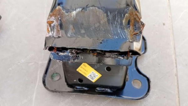 Hyundai Tucson Ön Tampon Demiri 64900-N7500 HP SP (AD-110)