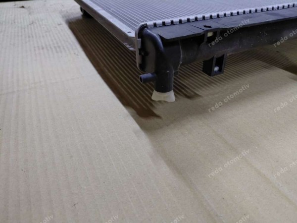 Mitsubishi L200 2.5 Motor Su Radyatörü DRM45047 AMB YP (HD-120-140)