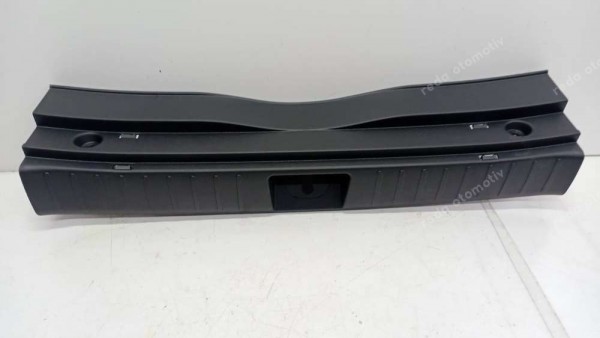 Hyundai Tucson Arka Panel Üst Plastiği 85770-N7000 SP YP (GD-120)