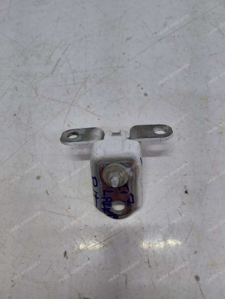 Ford Fiesta Sol Arka Kapı Alt Menteşesi Orj. 8A6AA26811C CP (HB-121)