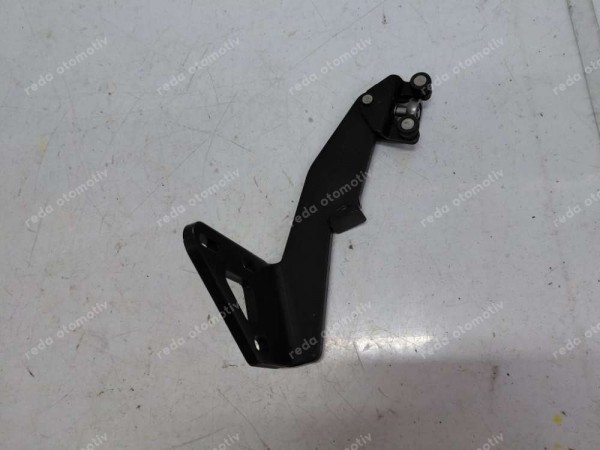 Renault Master 2 Sol Sürgülü Kapı Menteşesi 8200080750 YP (HB-129)