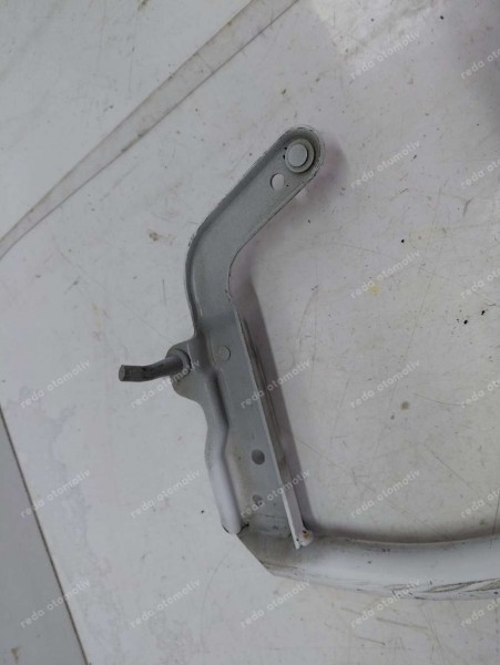 Ford Focus 3 Sedan Sağ Bagaj Kapağı Menteşesi CM51F42700AG R SP (HB-129)