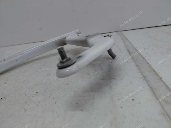 Ford Focus 3 Sedan Sol Bagaj Kapağı Menteşesi CM51F42700AG L SP (HB-129)