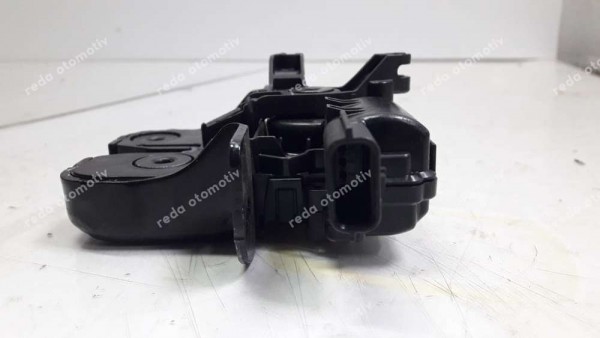 Dacia Duster Bagaj Kilidi Amb. 905030010R SP YP (FC121)