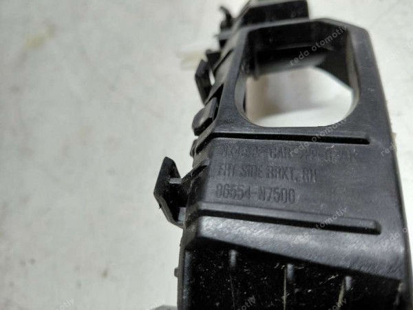 Hyundai Tucson Ön Tampon Braketi Sağ 86554-N7500 SP YP (BA-110)