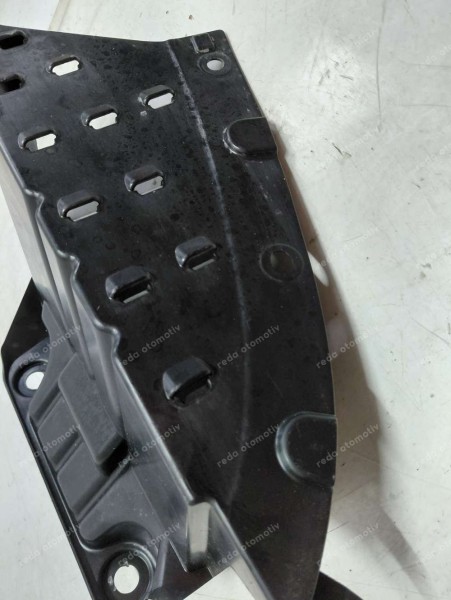 Hyundai Tucson Ön Tampon Alt Gövde Koruması Sol 86676-N7500 SP YP (EA-110)