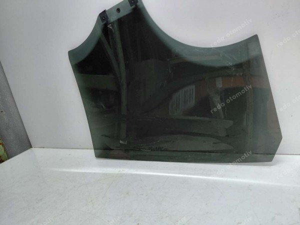 Renault Clio 5 Sol Arka Cam 43R-00101 CP (LC-120)