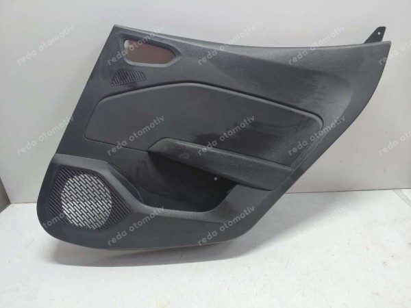 Renault Clio 5 Sağ Arka Kapı Döşemesi 829A04039R CP (FE-120)