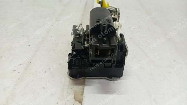 Renault Kangoo Sağ Ön Kapı Kilidi 8200727504 YP (FC121)