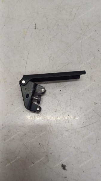 Renault Trafic 2 Sürgülü Kapı Orta Mekanizması Ayağı 7700312372 YP (HA-121)