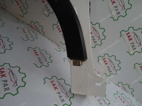 Hyundai İ20 Active Sol Ön Çamurluk ve Bakaliti İzolatör (Beyaz)  66311-C8200 CP (JC-110)