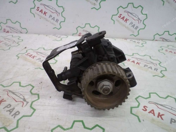 Renault Megane 3 Fluence 3 Yakıt Pompası Orj 167000061R CP (CI-120)