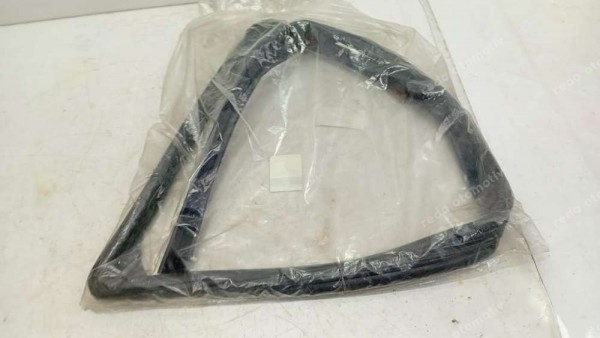 Dacia Duster Sol Ön Kapı Cam Fitili 8200733142 YP (F3)