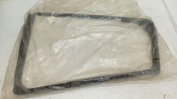 Renault Symbol Sağ Arka Cam Fitili 823305486R YP (F3)