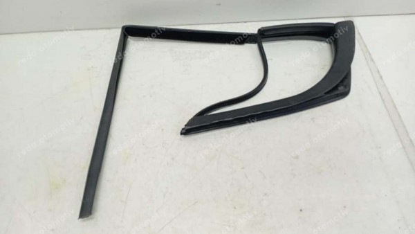 Renault Modus Ön Sağ Cam Fitili 8200338645 CP (F3)