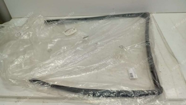 Renault Zoe Sağ Ön Cam Fitili 803300513R YP (F3)